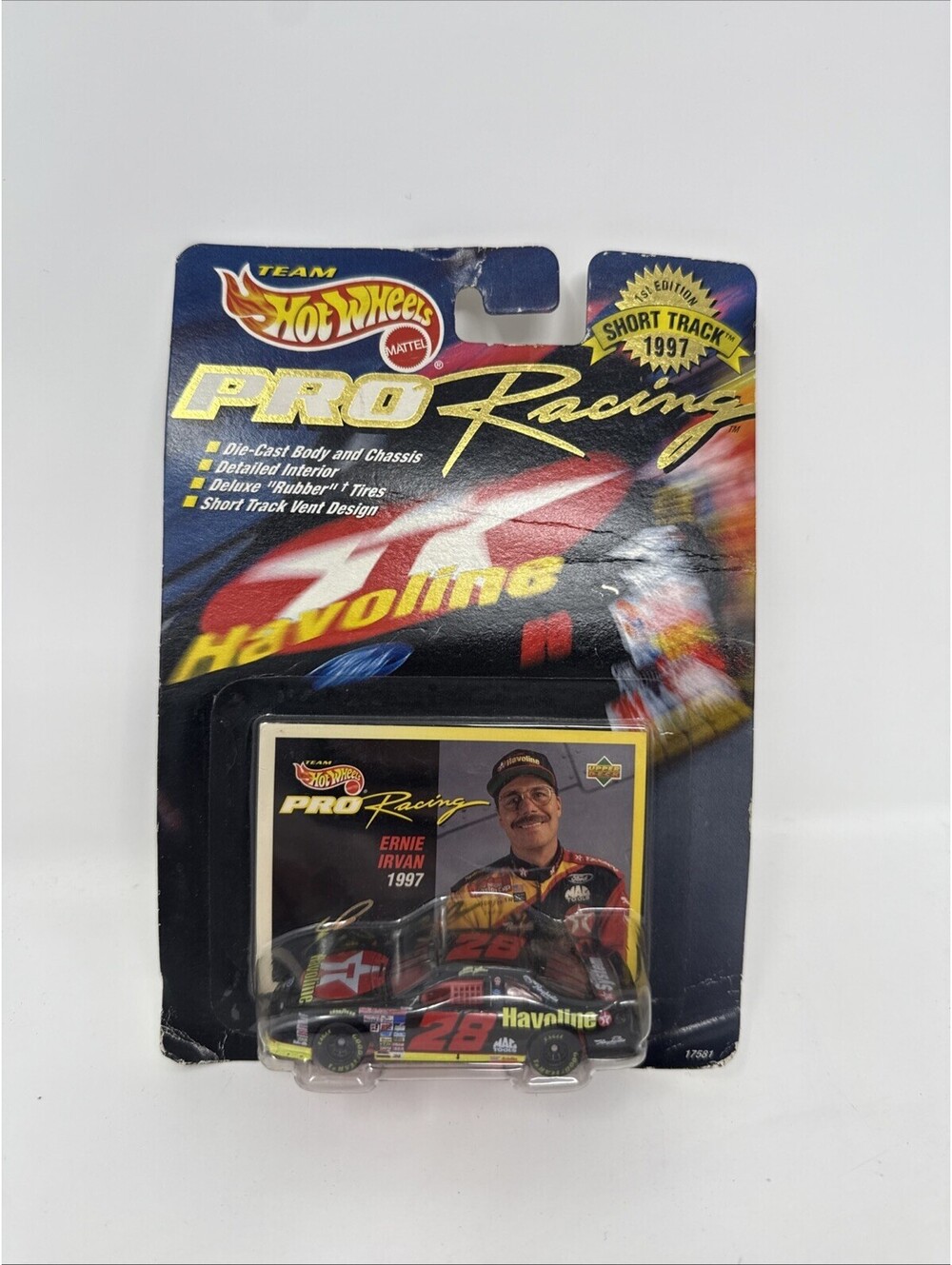 Team Hot Wheels Pro Racing 1st Edition Short Track Ernie Irvan Diecast Model Car